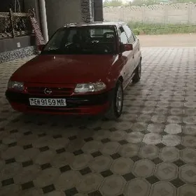 Opel Astra 1993
