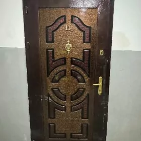 Дверь входная