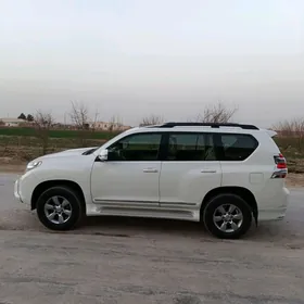 Toyota Land Cruiser Prado 2011