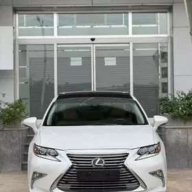 Lexus ES 350 2016