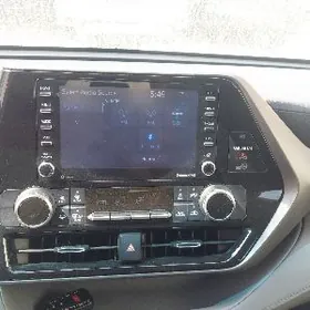 kamry karola klip edip bermek