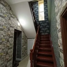 Хозяин, центр