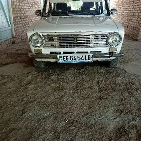 Lada 2104 1982