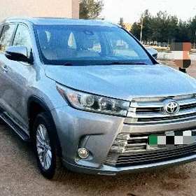 Toyota Highlander 2019