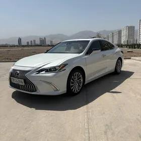 Lexus ES 350 2019
