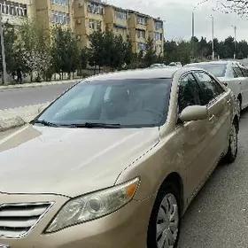 Toyota Camry 2010