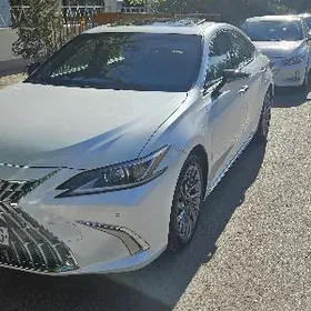 Lexus ES 350 2020
