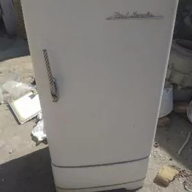 Зил Москва холодилник