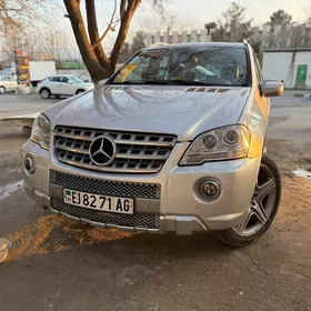 Mercedes-Benz ML350 2010