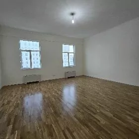 14 Tapgyr 7 etaž 5 komnat