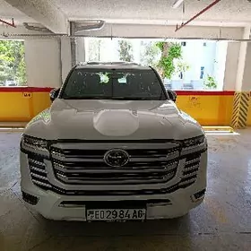 Toyota Land Cruiser 2024