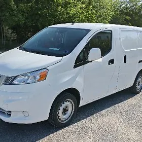 Nissan NV200 2020