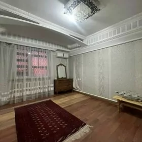 МИР 4 3+1 КОМН. 1ЭТАЖ