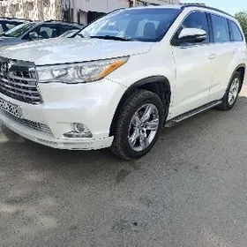 Toyota Highlander 2016