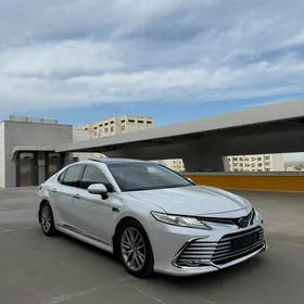 Toyota Camry 2023