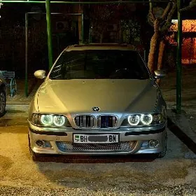 BMW E39 2000