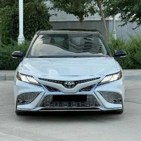 Toyota Camry 2022