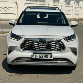 Toyota Highlander 2023