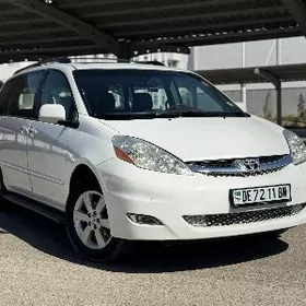 Toyota Sienna 2009