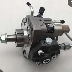 hilux nasos topliwnoy