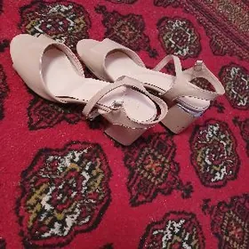 ženskiy basanoșkalar