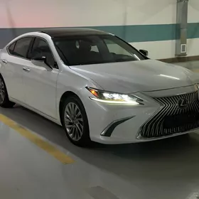 Lexus ES 350 2020