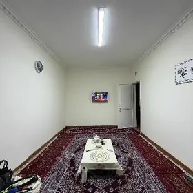 Kim Rayon Lahuti 2-komnat