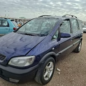 Opel Zafira 1999
