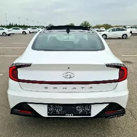 Hyundai Sonata 2022