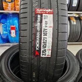 TEKER YOKOHAMA  275/45/21 ✅️