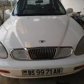 Daewoo Leganza 1999