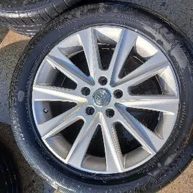 teker Toyota kemry 2021