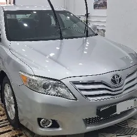 Toyota Camry 2010