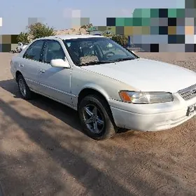 Toyota Camry 1997