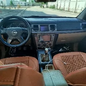 Opel Vectra 2004