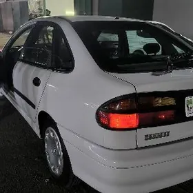 Renault Laguna 1 1999