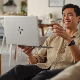 RTX4050|32GB/1TB|OmniBook 7 AI