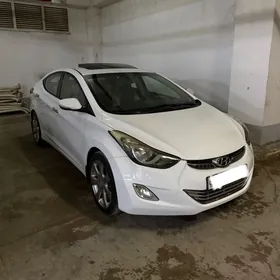Hyundai Elantra 2011