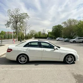 Mercedes-Benz E350 2010