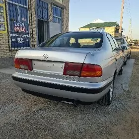 Toyota Carina 1997