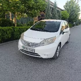 Nissan Versa Note 2015