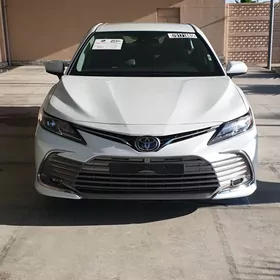 Toyota Camry 2022