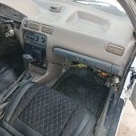 Toyota Sprinter 1995