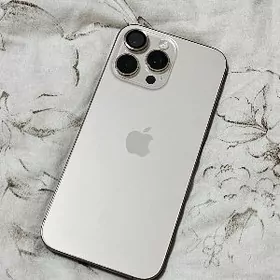 Iphone 16 pro max (100%)