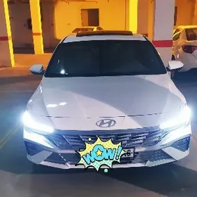 Hyundai Elantra 2025