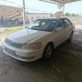 Toyota Avalon 2003