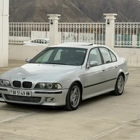 BMW E39 2003