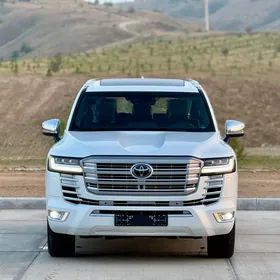 Toyota Land Cruiser 2023