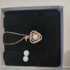 комплект сережки и подвеска