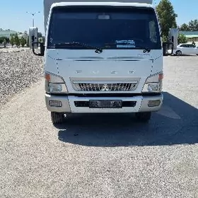 Mitsubishi Canter 2022